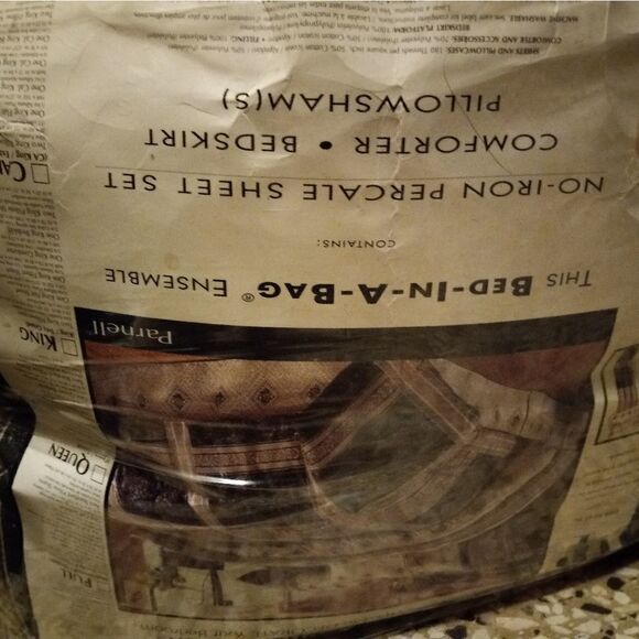 Bed sheet set (comforter not included) - Picture 5 of 10